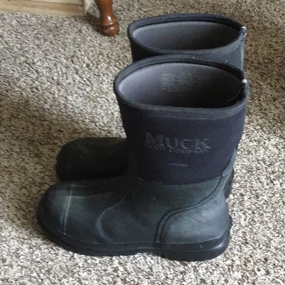 Men’s Muck Boot Company Chore Boots- Size 11